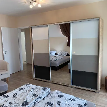 아파트 Martina Apartmanhaz *