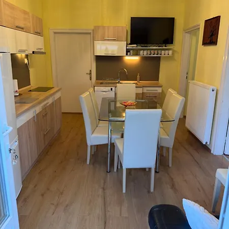 Daire Martina Apartmanhaz *