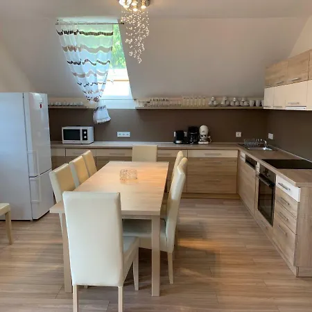 Martina Apartmanhaz Apartment *